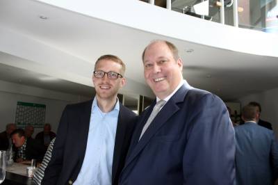 Eröffnung Kreisgeschäftsstelle - CDU-Landtagskandidat Michael Ruhl (links) und Bundestagsabgeordneter Dr. Helge Braun, der seit dem Frühjahr Chef des Bundeskanzleramtes ist.
